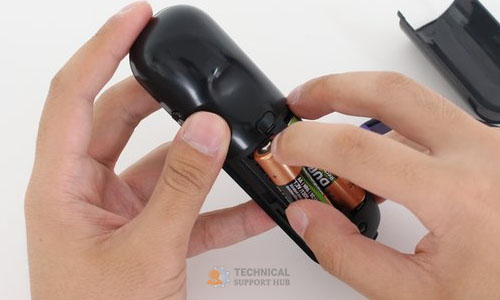 roku remote green light flashing
