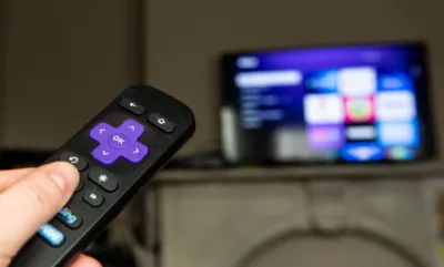 does the roku channel have commercials