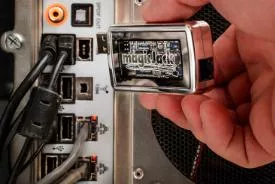 how to connect magicjack to computer